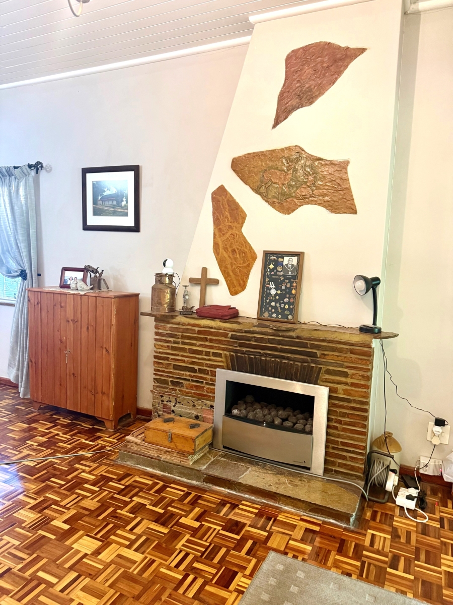 4 Bedroom Property for Sale in Amandelrug Western Cape